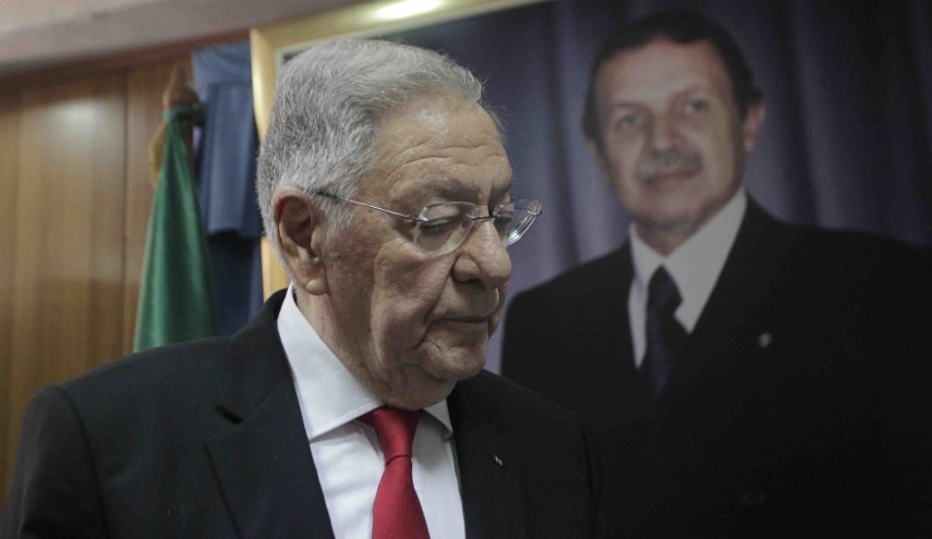 سجن الرئيس السابق للحزب الحاكم في الجزائر