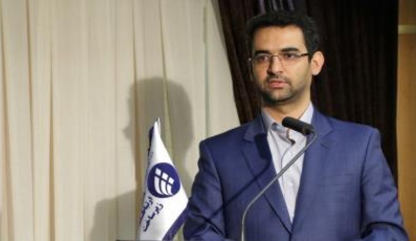 ايران تكشف عن تطوير نظام تشغيل خاص بديلا لـ 
