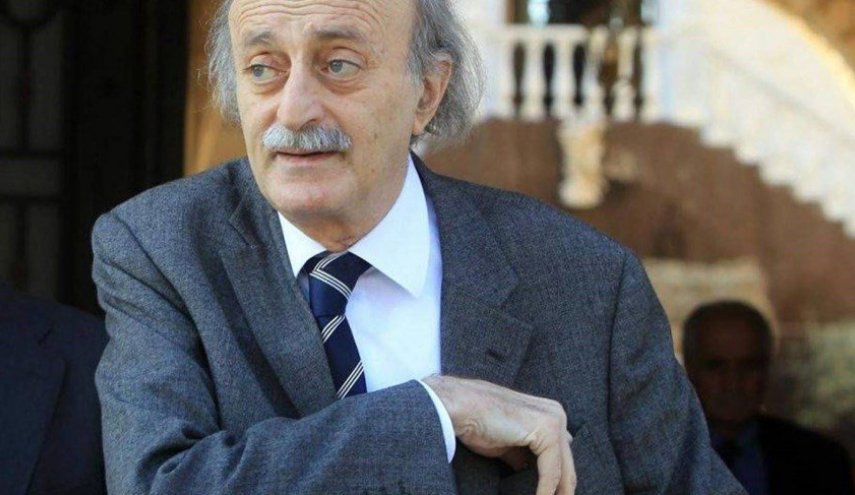 لبنان.. موقف جنبلاط من الاستقالة مناورة او ضغط سياسي؟