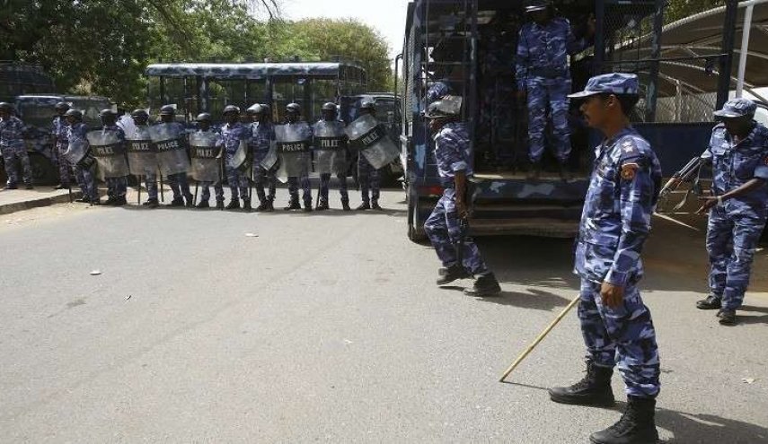 السودان.. المجلس العسكري يعلن إحباط 'محاولة إنقلاب'

