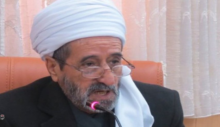 إمام جمعة لأهل السنة يعلق على التوسل بالامام الرضا (ع)
