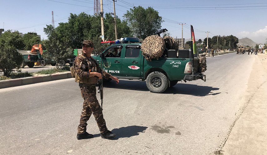 بالصور.. مقتل وإصابة 12 شخصا بانفجار قرب جامعة كابل