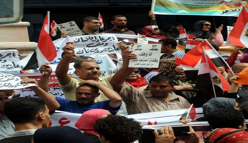 التعليم في مصر: «سمك لبن تمر هندي»!
