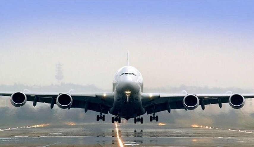 هبوط ناجح في مطار مشهد لطائرة ركاب تمزقت احدى عجلاتها