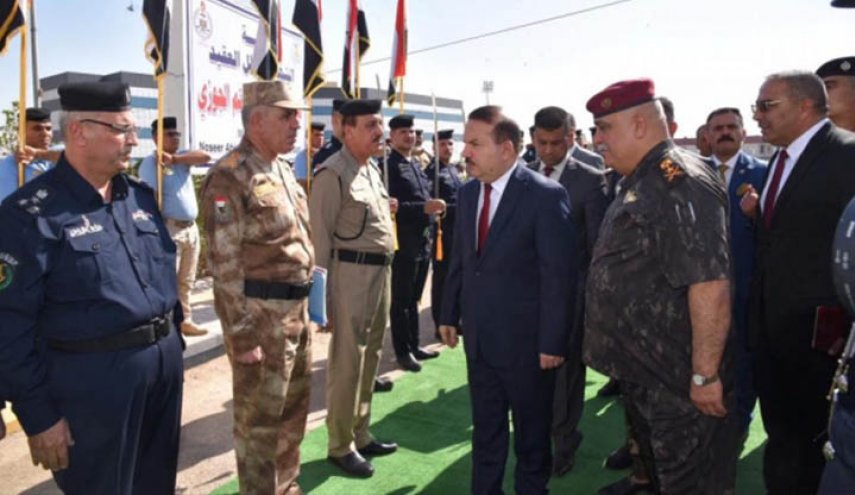 وزير داخلية العراق يبحث في البصرة أمن المحافظة
