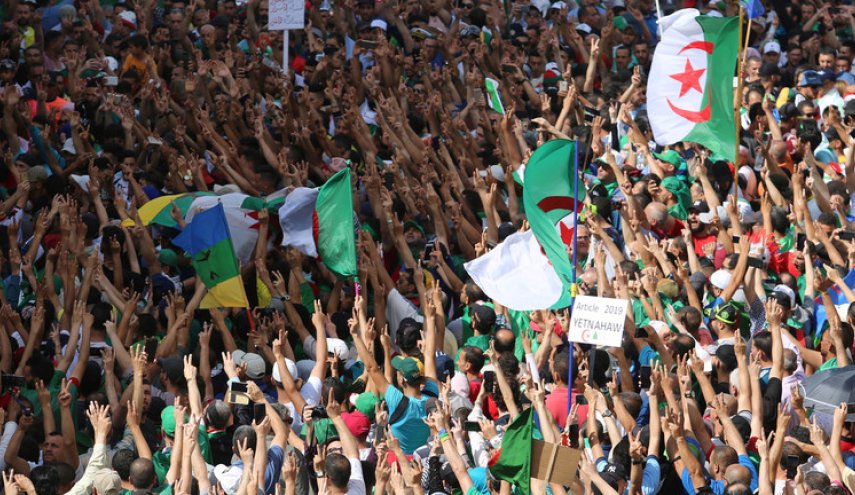 الإفراج عن موقوفين من الحراك في الجزائر