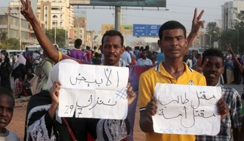 النيابة السودانية توجه تهما لعدد من الضباط بقضية وفاة 