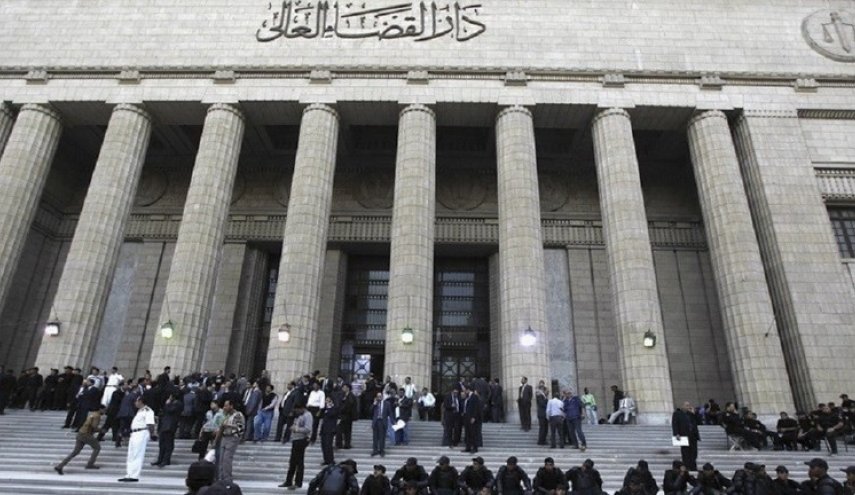 مصر.. إحالة 11 متهما للمحكمة بتهمة التخابر مع 