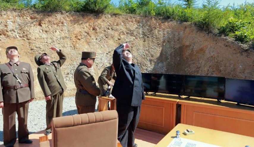بيونغ يانغ تطلق مقذوفات غير محددة وتنتقد واشنطن وسيول