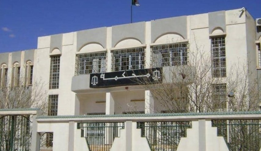 احتجاز وزيرين سابقين بتهم فساد في الجزائر