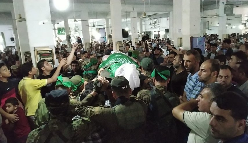 تشييع مهيب لقائد المقاومة أحمد نمر في خانيونس