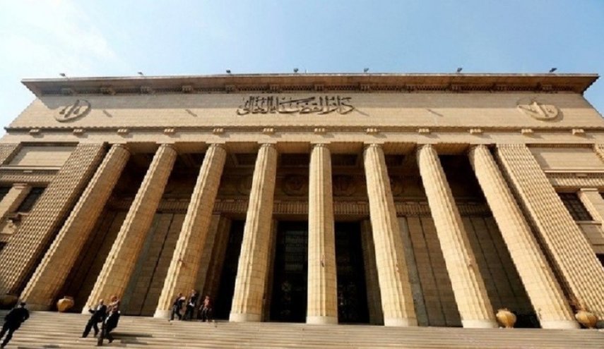 مصر.. محاكمة 10 أشخاص هاربين بتهم بينها التخابر