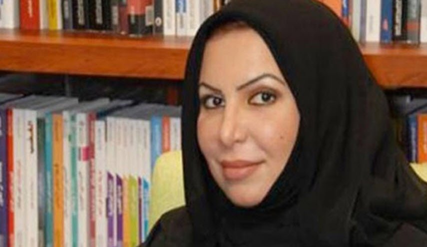 أمير سعودي يمسح بناشطة سعودية الارض وصفت ابن سلمان بـ'الرسول'!