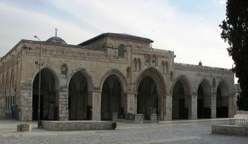 إغلاق مساجد القدس وحشد المصلين لصلاة العيد في الأقصى