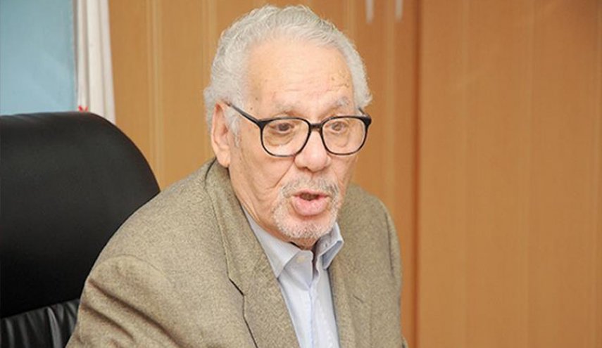 وزير دفاع جزائري أسبق يحرض الجيش على التمرد
