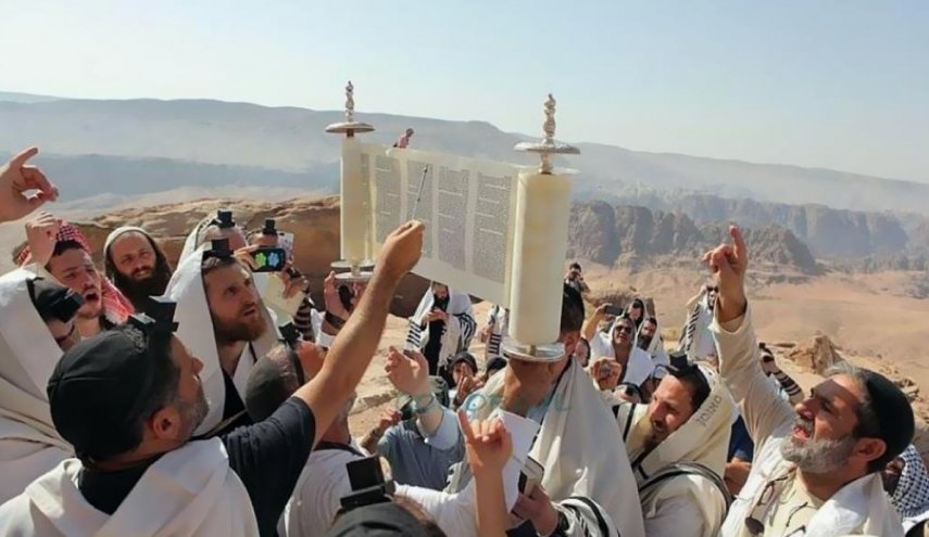  الأردن يعيد فتح مقام النبي هارون  بعد أداء طقوس تلمودية داخله
