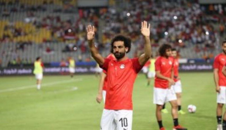 محمد صلاح يفجر مفاجأة بشأن رحيله عن ليفربول!
