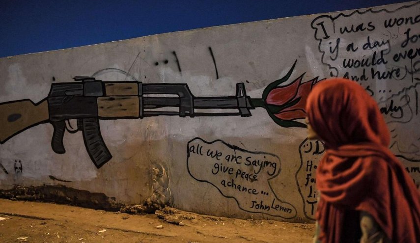 الخرطوم.. محتجو السودان ينددون بمسح جداريات تجسد تحركهم
