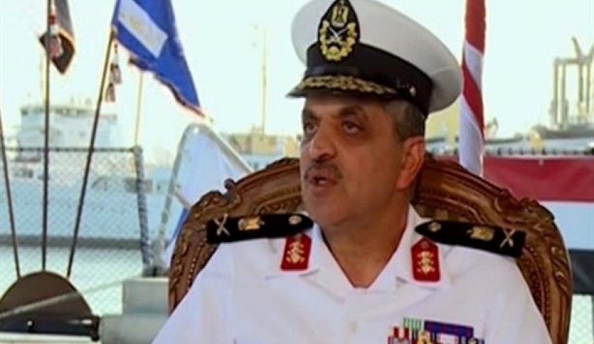 تعين اسامة ربيع خلفا لمميش في رئاسة هيئة قناة السويس
