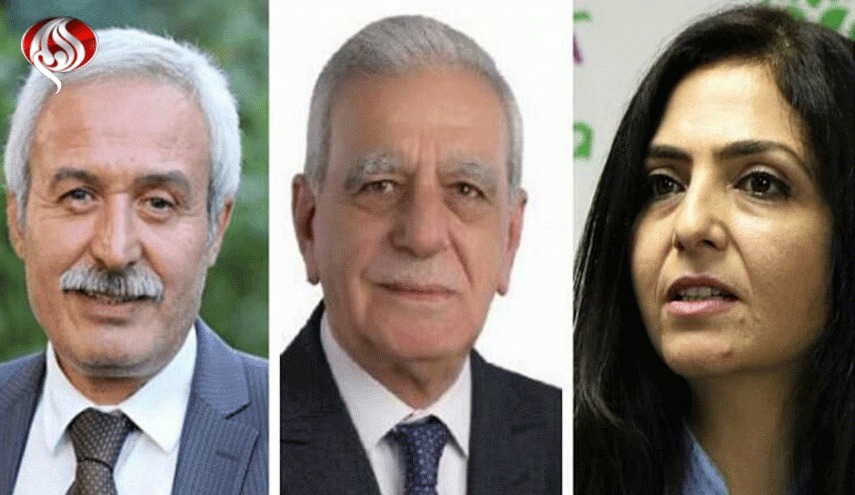 برکناری 3 شهردار در ترکیه به اتهام ارتباط با گروه های تروریستی
