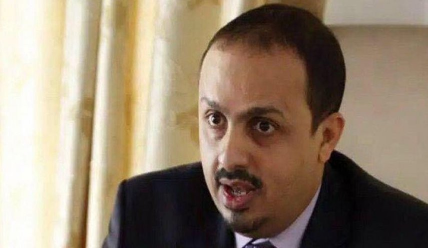 وزير في حكومة هادي يهدد بإحراق نفسه .. لهذا السبب!