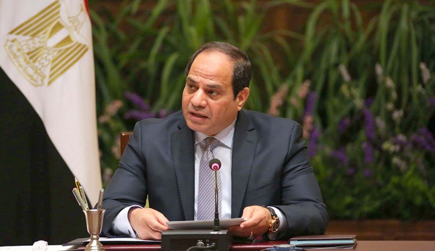 السيسي يدعم قوات حفتر