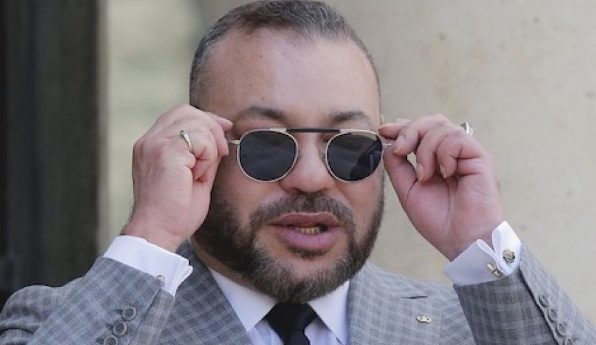 ملك المغرب ينهي إجازته الصيفية فى الغابون
