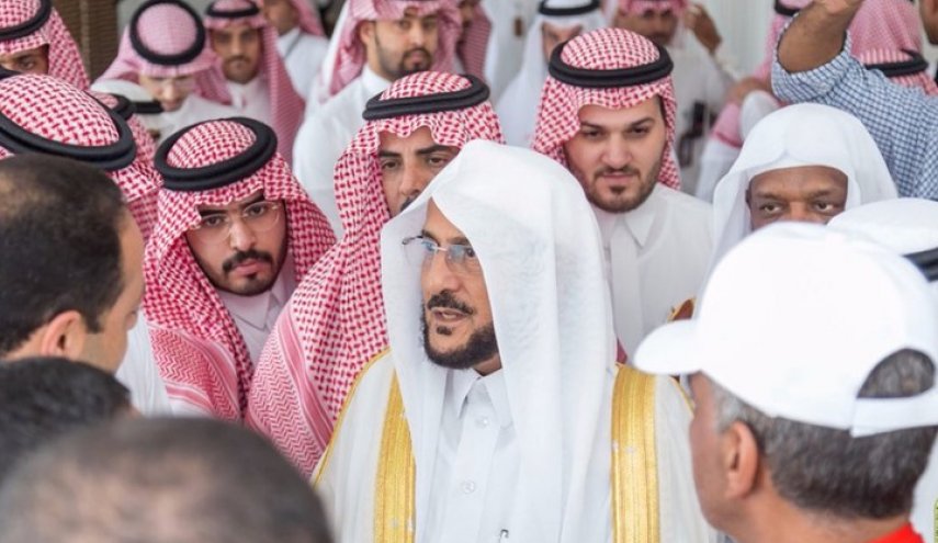 خطأ فادح لوزير الشؤون الإسلامية السعودي بافتتاح مسجد في الشيشان