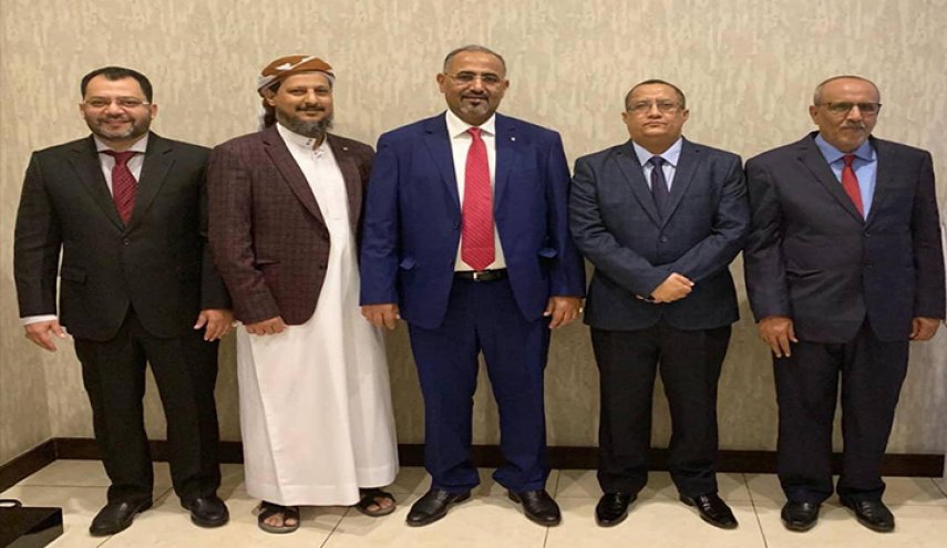 معارض سعودي يكشف تواطؤ ابن سلمان مع انفصاليي الجنوب