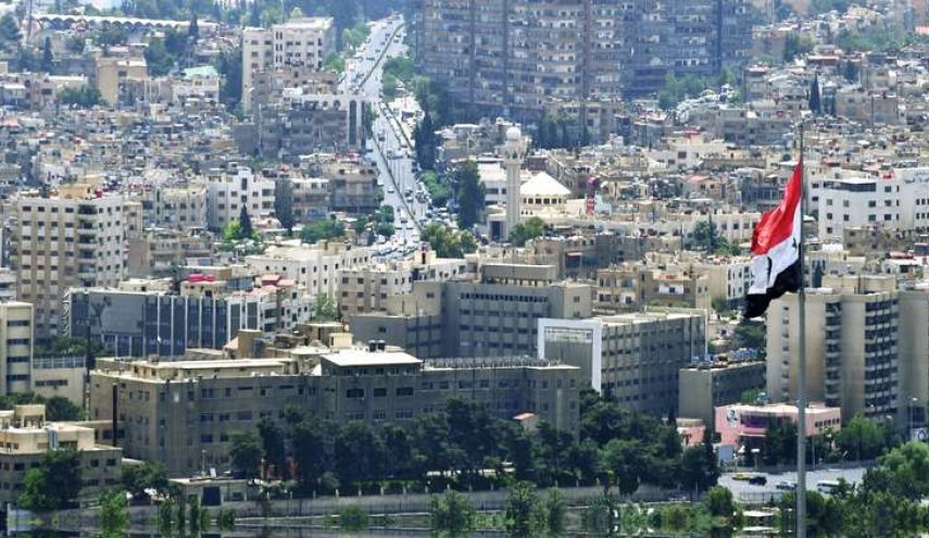 بالصور.. اغتيال مسؤول سوري بعبوة ناسفة زرعت بسيارته
