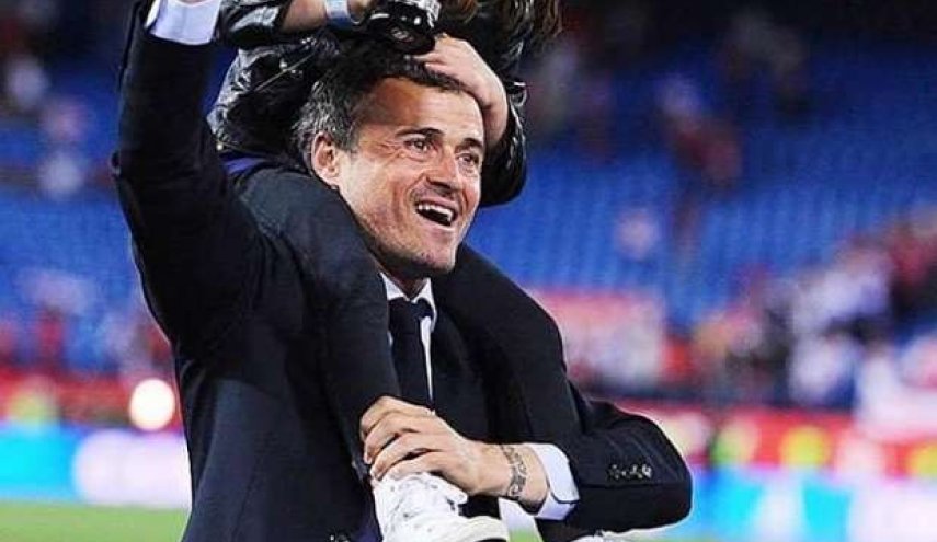 10 صور لمدرب فريق اسبانيا مع ابنته قبل وفاتها..
