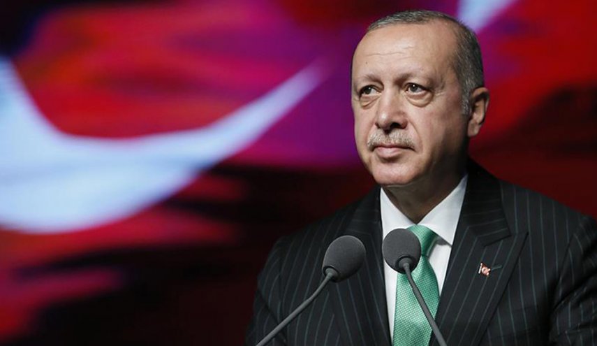 أردوغان يثير جدلا بهذه الصورة 
