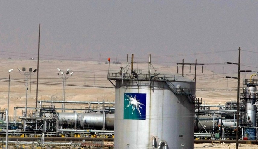 أويل برايس: هذه دلالات عزل الفالح وصلته بصراع السلطة بالرياض
