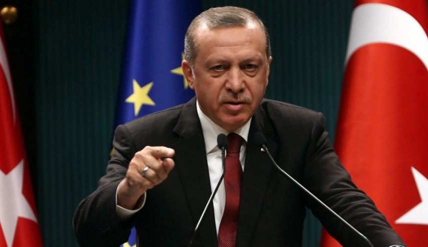 أردوغان يفجر مفاجأة حول امتلاك تركيا 'سلاحا نوويا'

