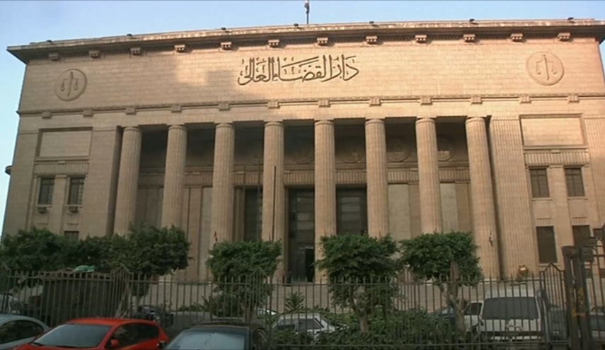 مصر... حكم بالمؤبد على قيادات إخوانية في قضية 'اقتحام الحدود'