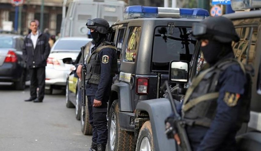 مصر.. اعتقال محامٍ طالب بالتحقيق بما كشفه 