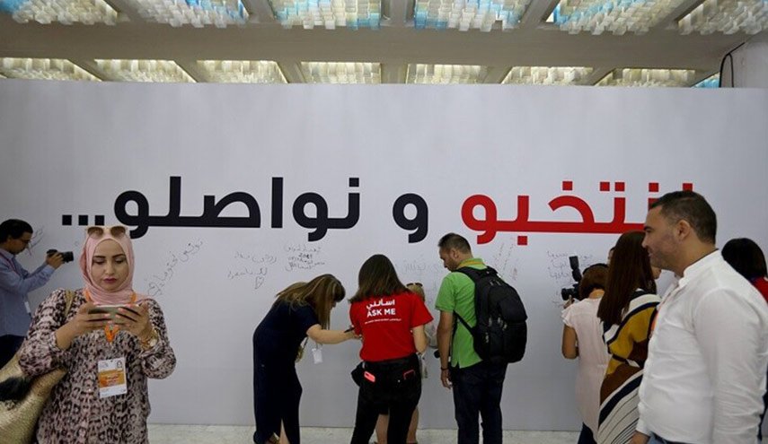 إقبال متفاوت على مكاتب الاقتراع خارج تونس