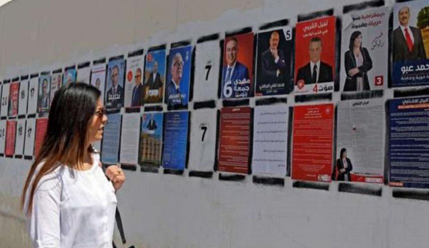 خبراء تونسيون: ‘التصويت العقابي’ قلب موازين انتخابات الرئاسة
