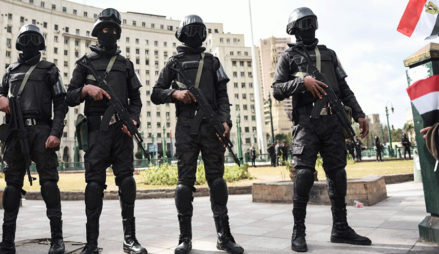 تشديدات أمنية في مصر بعد الدعوات للتظاهر 