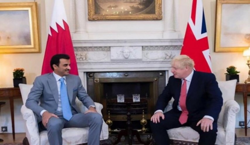 تميم وجونسون يدعوان لخفض التوتر بالمنطقة بعد هجوم ارامكو