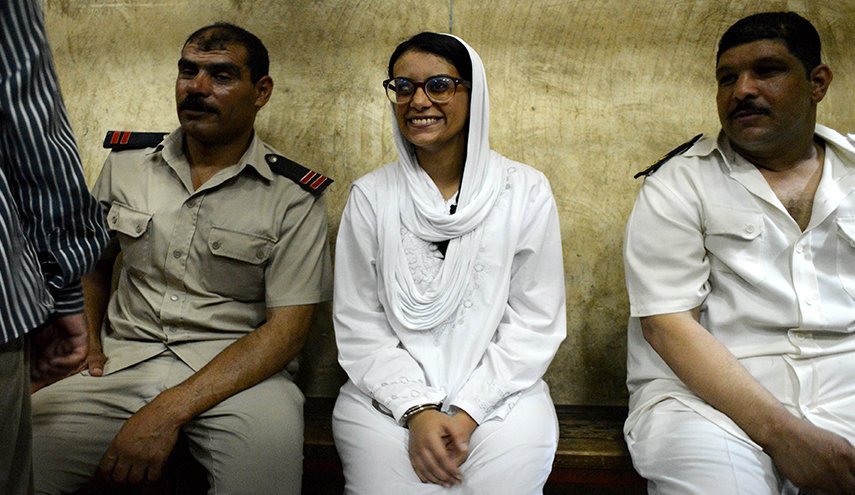 مصر.. الشرطة تعتقل المحامية المدافعة عن حقوق الإنسان ماهينور المصري