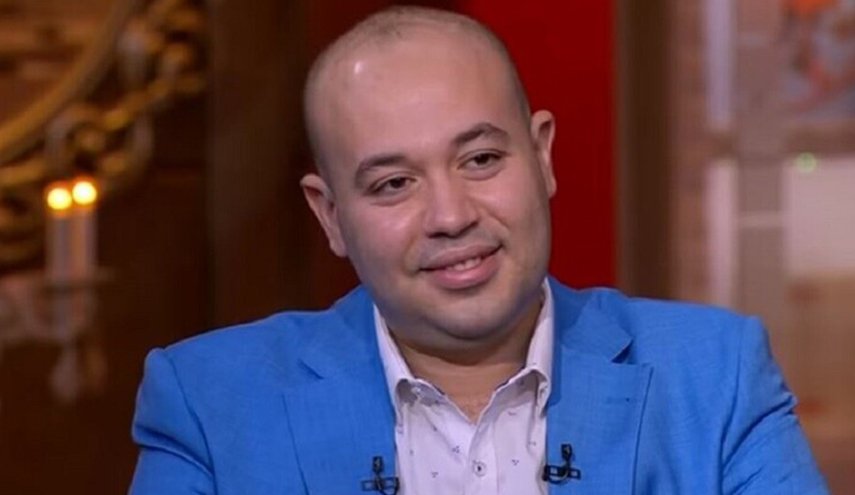 إعلامي مصري ينصب 