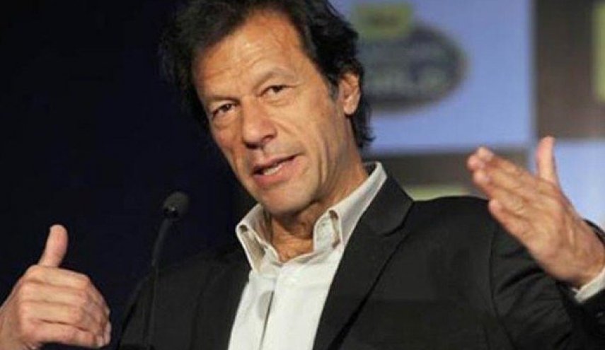 لأول مرة.. عمران خان يكشف عن علاقات الإستخبارات الباكستانية بـ’القاعدة’ 
