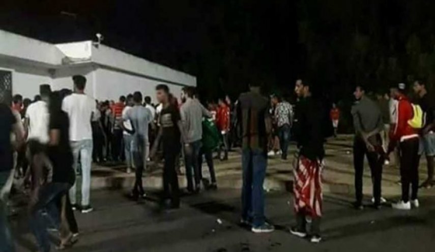 المغرب.. مصرع شخص وإصابة آخرين في أعمال شغب
