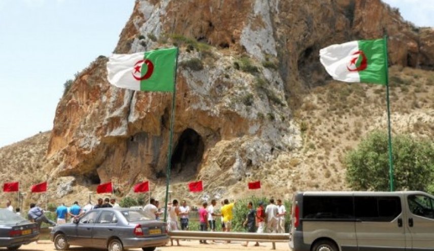 فتح استثنائي للحدود البرية بين المغرب والجزائر
