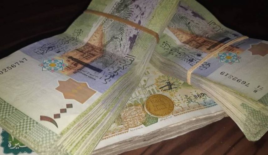  مدير غرفة تجارة دمشق يكشف سر تقلبات الليرة السورية