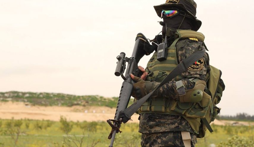 بالصور .. سرايا القدس تنظم عرضاً عسكريا في غزة