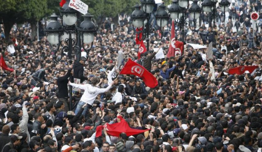 بالتفاصيل...ما تشهده تونس اليوم في مناخ سياسي متوتر
