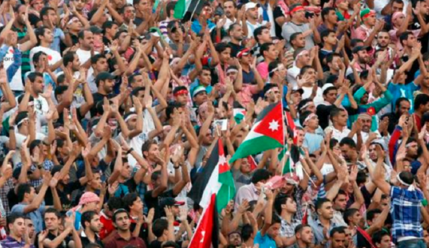 مباراة الأردن والكويت تثير ضجة عارمة ورئيس الوزراء الأردني يتدخل