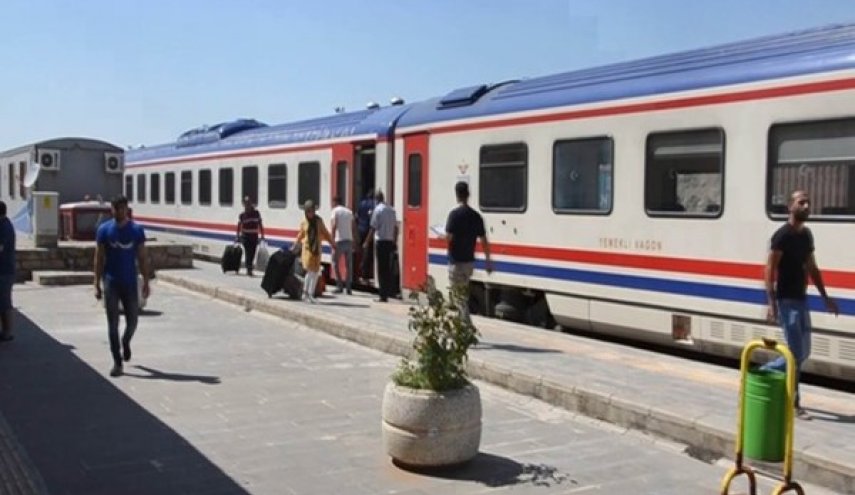 تخصیص 908 قطارات ايرانية لنقل زوار الاربعينية